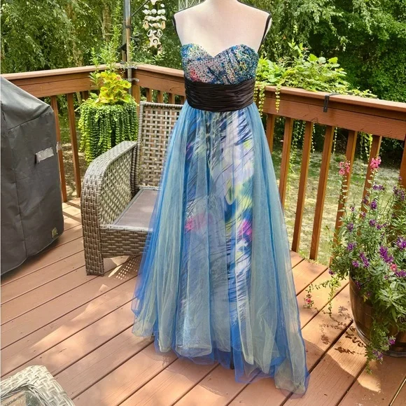 Cache Dresses | Vibrant Abstract Formal Dress | Vintage Y2k Beaded Cache Ballgown | Size 4 | Color: Blue/Green | Size: 4 | Dandyliondrip's Closet